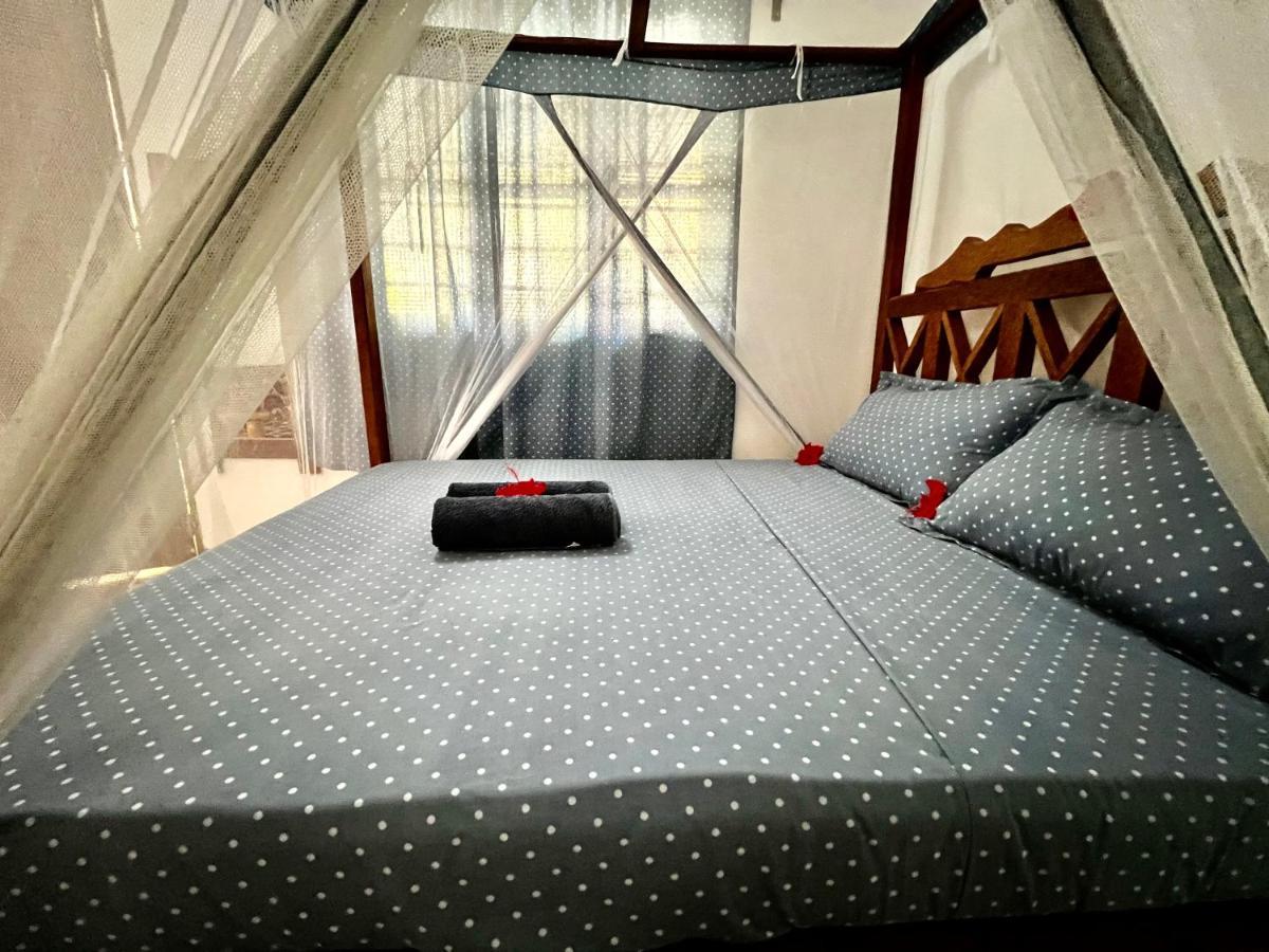 Chikachika Beach B&B Нунгві Екстер'єр фото
